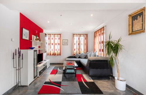 Bold & Chic Stay, Altshausen - Foto 8