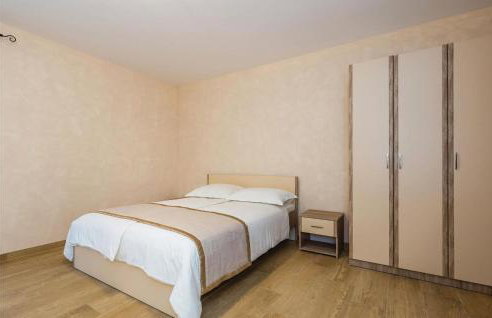 Beautiful Home In Turcic With Wifi - Foto 33