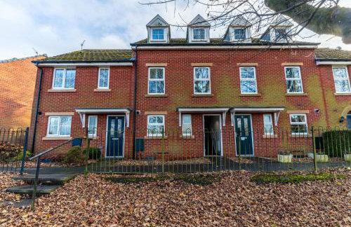 Luxury 3 Bedroom, Central, Perfect for Families, FREE PARKING - Foto 54