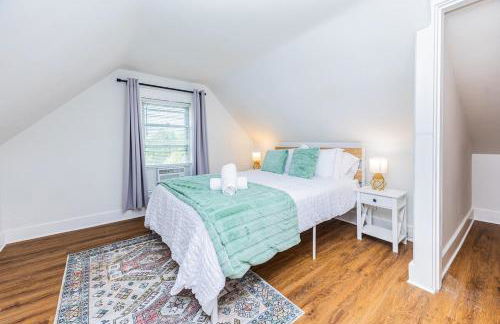 Spacious 3BR Family Flat Near Encore Assembly Row - Photo 25