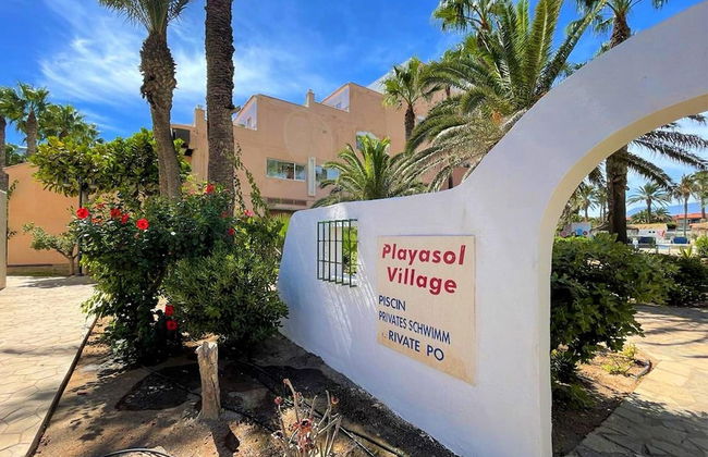 Golf & Beachside Getaway - Photo 28