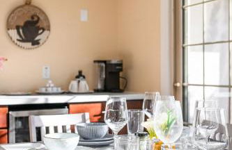 Luxury Estate with Sparkling Pool & Elegant Amenities - Foto 138