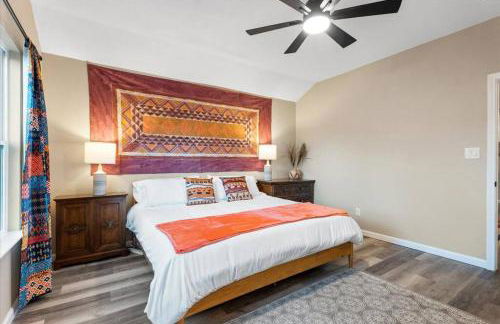 Modern Cabin Nestled in a Pine Forest Near Austin - Foto 90