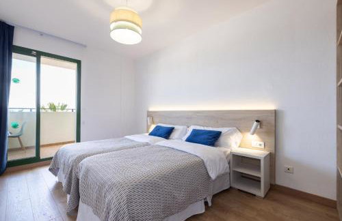 Palms & Pines Apartment, with a pool and marvellous sea view, 10 minutes to the beach - Foto 20