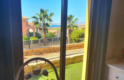 Apartamento con hermoso jardín y AC - Foto 58