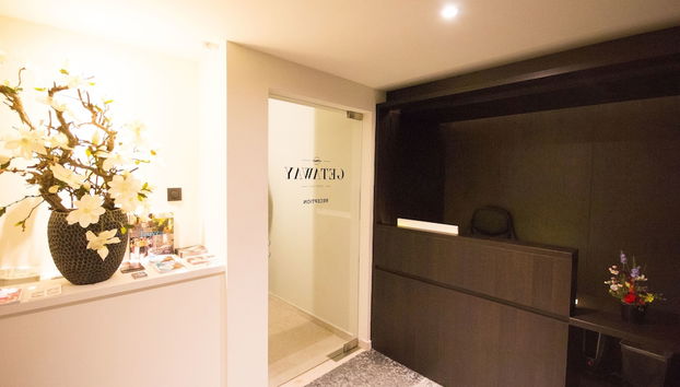 Borne des arrivées/des départs