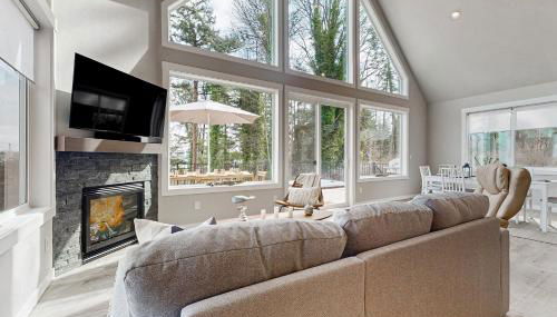 Hot Tub and Mtn Views Lummi Island Home Near Beach - Foto 2