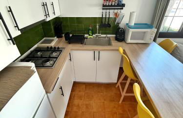 Apartamento en la Escala con piscina y parking - Photo 21