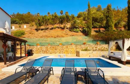 Villa Clara beautiful villa, heated pool, 10 min beach by Rentasunnyplace - Foto 3