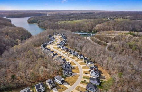 Beautiful Home with Lake and Marina Access, Firepit, Golf Cart Included - Foto 32