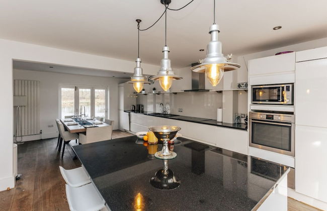 Riverside Cottage - From 1088 Per Night - Foto 16