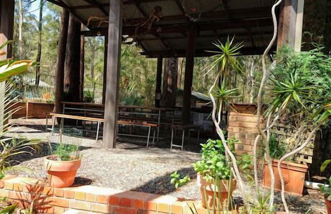 Chiltern Lodge - Photo 1