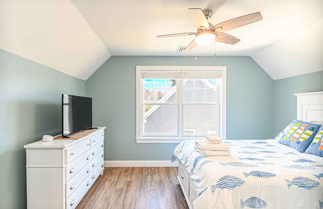 Maritime Meadows Charming Resort-style Home! - Photo 9