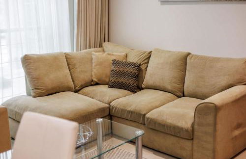 Dolphin Hideaway- Poole Quay Apartment with Parking - Photo 9