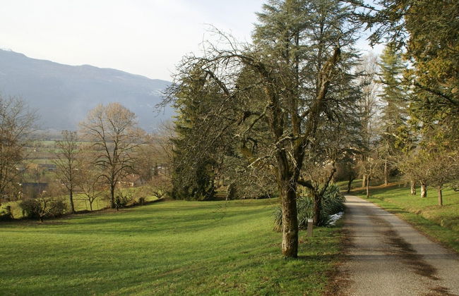 Apartment in Serrieres Castle Near French Alps - Photo 13