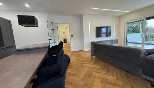 Penthouse mit großer Terrasse Parkplatz und WLAN in exklusiver Lage am Hellweg - Foto 2