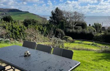 Stunning Charmouth Property with Bay views! - Photo 15