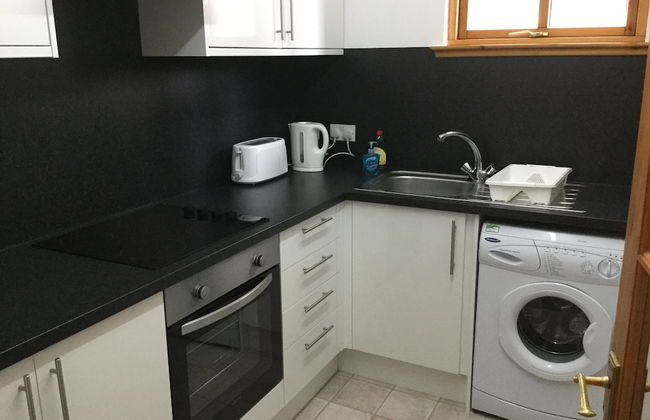 The Culloden is a Comfortable two Bedroom Apartment That Sleeps Four Adults - Photo 5