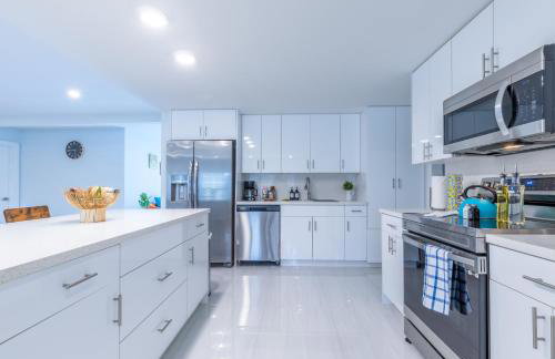 Villa 4BR Villa Private Pool BBQ Area Near Beach - Photo 25