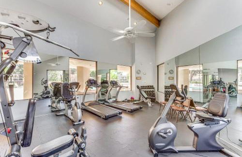 Golf, Hike and Relax Cathedral City Condo - Foto 31