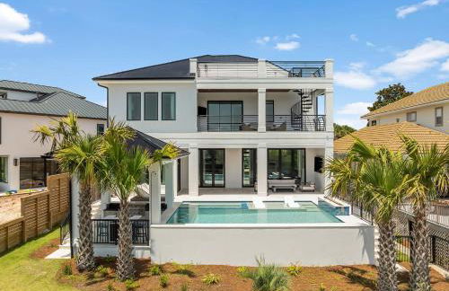 La Villa Nadia - Lakefront Luxury Vacation Rental in Destiny with Private Pool - Foto 6