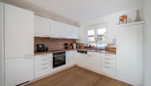 LIBORIA: Stylisches Haus; Sauna ; 4min zum See - Foto 4, stove, dishwasher, toaster