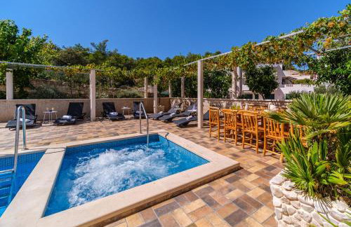 La Perla Apartments - Photo 64