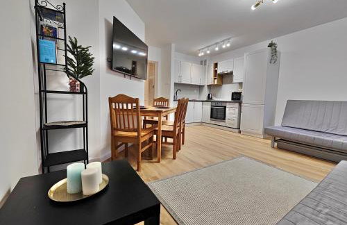 Apartament Bursztynowy Jantar 2 pokojowy z ogrodzonym tarasem przy nadmorskim lesie - Foto 20