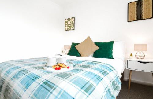 2BR Flat Near City Centre with Free Parking - Foto 47