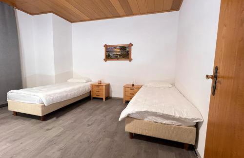 Komfortable Ferienwohnung Monteuerzimmer - Foto 2