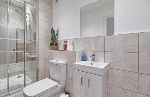 Chelmsford City Centre Modern Duplex With Parking, Wi-Fi & Netflix - Foto 28