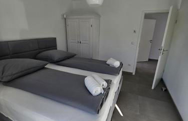 UZ Villa 11 - Laatzen 10 Minutes to Hannover Messe 140qm Modern Living Self-Check-In Wifi Parking - Foto 11