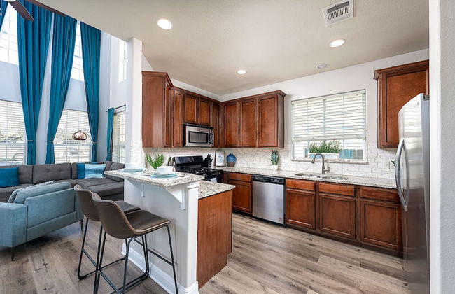 Upstay - East Austin Family Home - 5min From DT - Photo 29