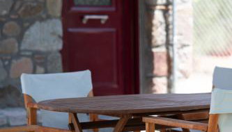 Villa & Stone House with Pool, 10 Mins to Skala Eressos Beach - Foto 3