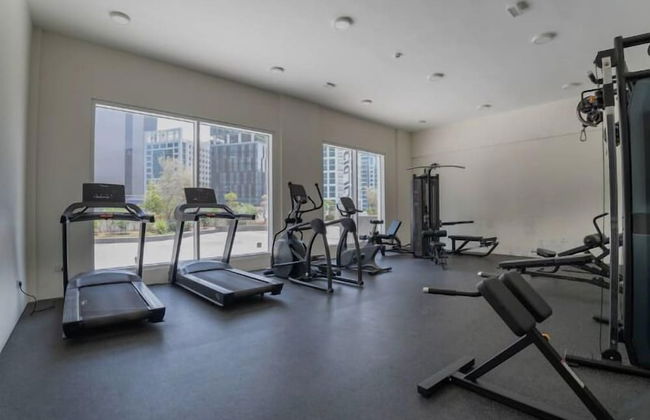 Luxury Apartments Business Bay Gym-Pool-Parking by Sojo Stay - Foto 21