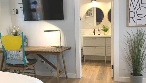 New cozy studio 2 queen beds kitchen walk to water! - Foto 4