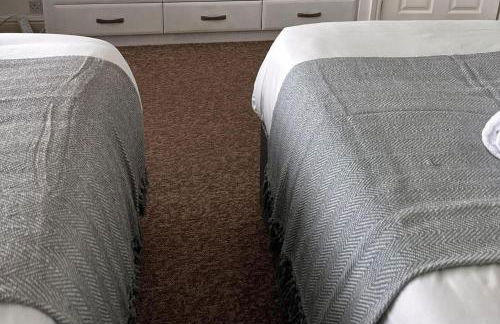 House - Sleeps 10 - Parking - Stn Close - Foto 6