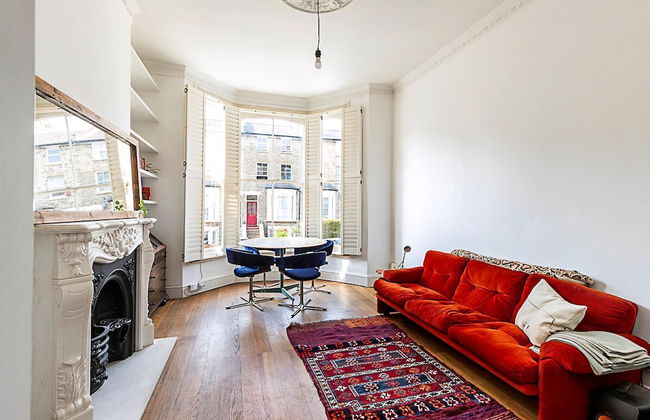 Retro Charm and Modern Comforts - Photo 1