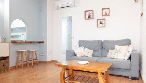 Apartamento céntrico a segunda línea de playa - Foto 2