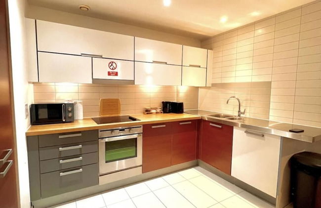 City Suite - Rooftop Spa - Balcony - Skyline View - Foto 5