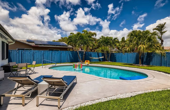 Great Location Private House Pool, Hot Tub, Patio w/ Fire Pit 3br/2ba - Foto 21