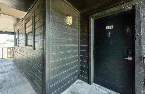 The Landry 381 Spacious and Cozy 2 Bedroom 1bth - Foto 15