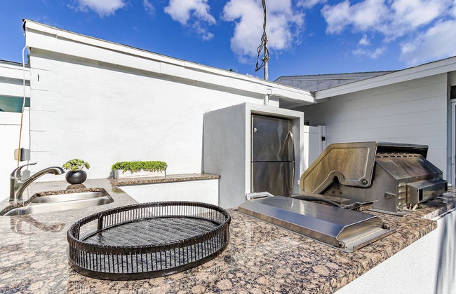 Fruit & Wine Saltwater Pool Home - Foto 19