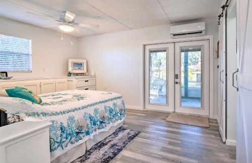 Waterfront Studio with Dock Access in Inglis! - Foto 15