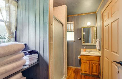 Spacious Deck Waterfront Home in Gun Barrel City! - Foto 19