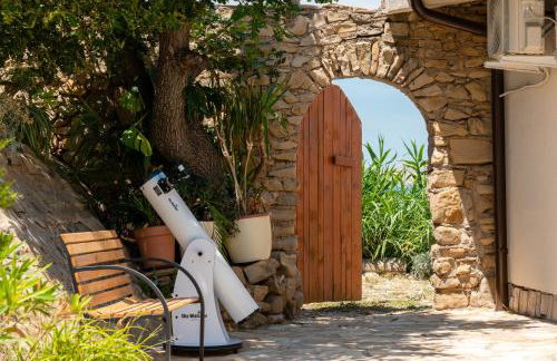 Villa Sortis and boat - Photo 67