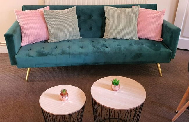 Spacious House in Stoke - Photo 19