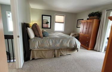 Beautifully Updated Lakefront Escape-Pets welcome! - Foto 42