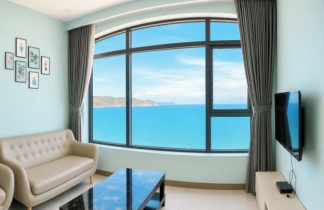 HQH Sea View Apartment - Photo 18