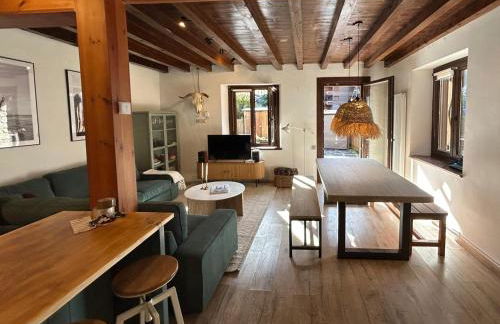 Chalet con encanto Jardín y Parking Privado - Foto 10